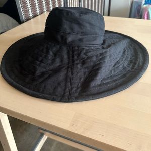 Sun Hat 5 for $25 eligible